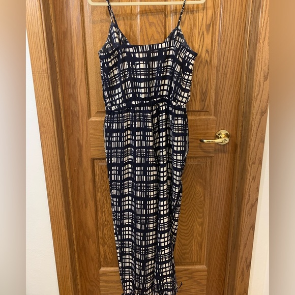 Madewell Jumpsuit • faux wrap • blue/white • pockets - Picture 2 of 6